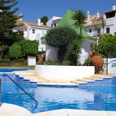 Apt Marbella l Exteriör bild