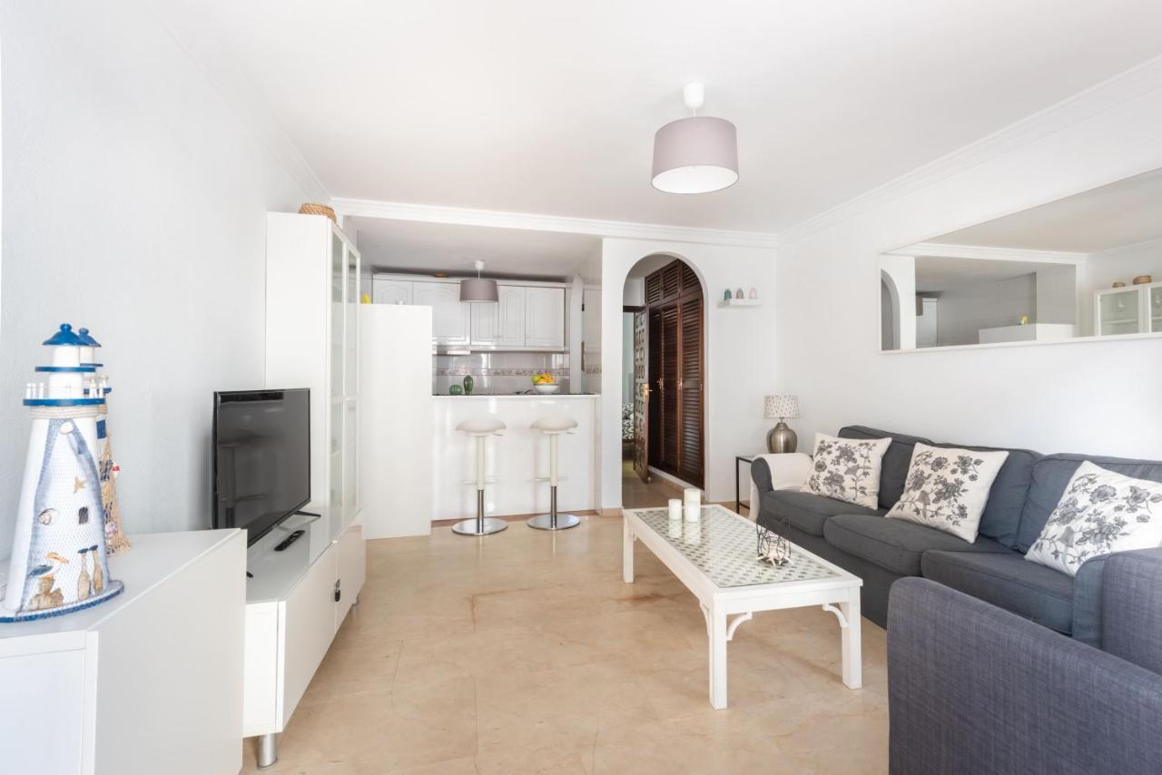 Apt Marbella l Exteriör bild