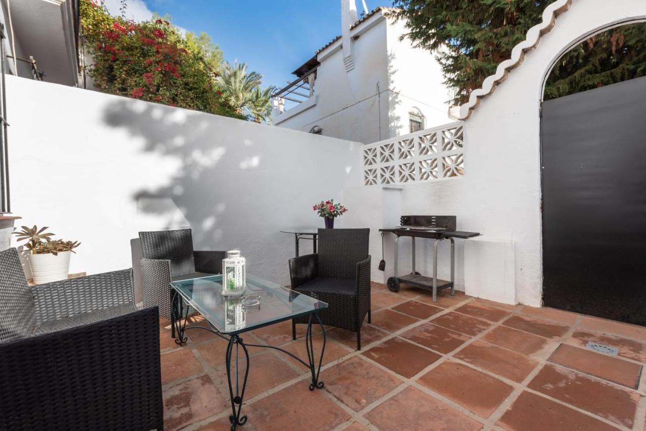 Apt Marbella l Exteriör bild