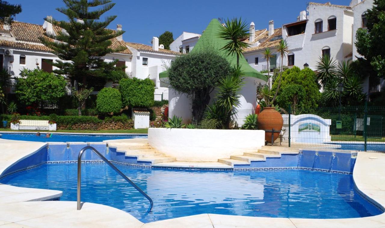 Apt Marbella l Exteriör bild