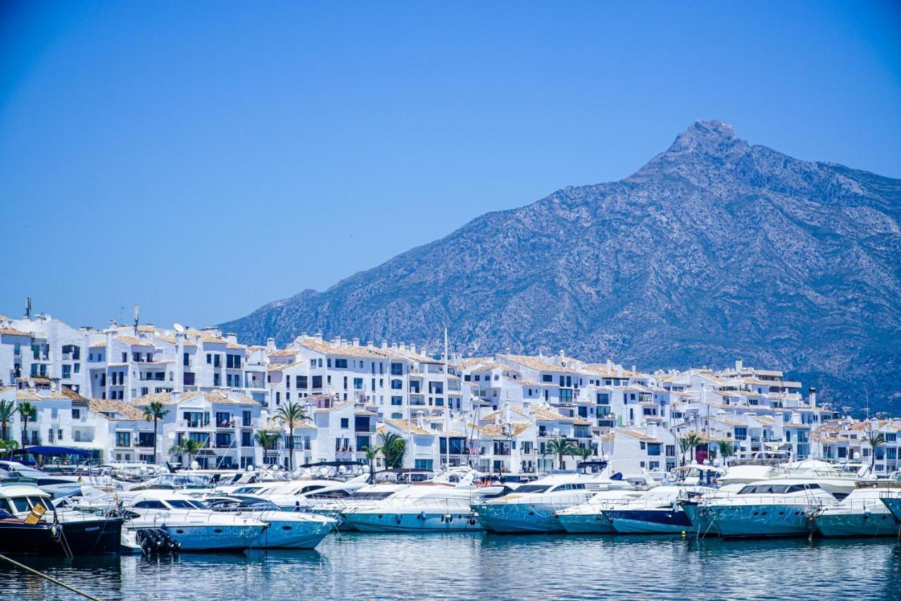 Apt Marbella l Exteriör bild